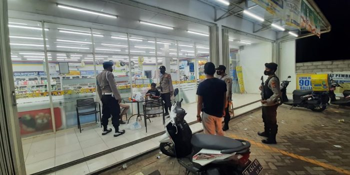 Patroli malam Polsek Sekotong (1) Patroli malam Polsek Sekotong