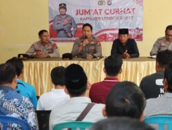 Kapolres Lombok Barat Gelar Jumat Curhat Bersama Pemerintah Desa Jembatan Gantung untuk Membahas Masalah dan Solusi Masyarakat
