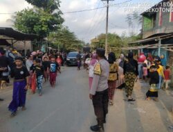 Kegiatan Tradisi Adat Nyongkolan di Sekotong Berjalan Aman dan Lancar dengan Pengamanan Ketat dari Polsek Sekotong