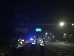 Sat Lantas Polres Lombok Barat Tingkatkan Patroli Malam untuk Kamseltibcar Lantas