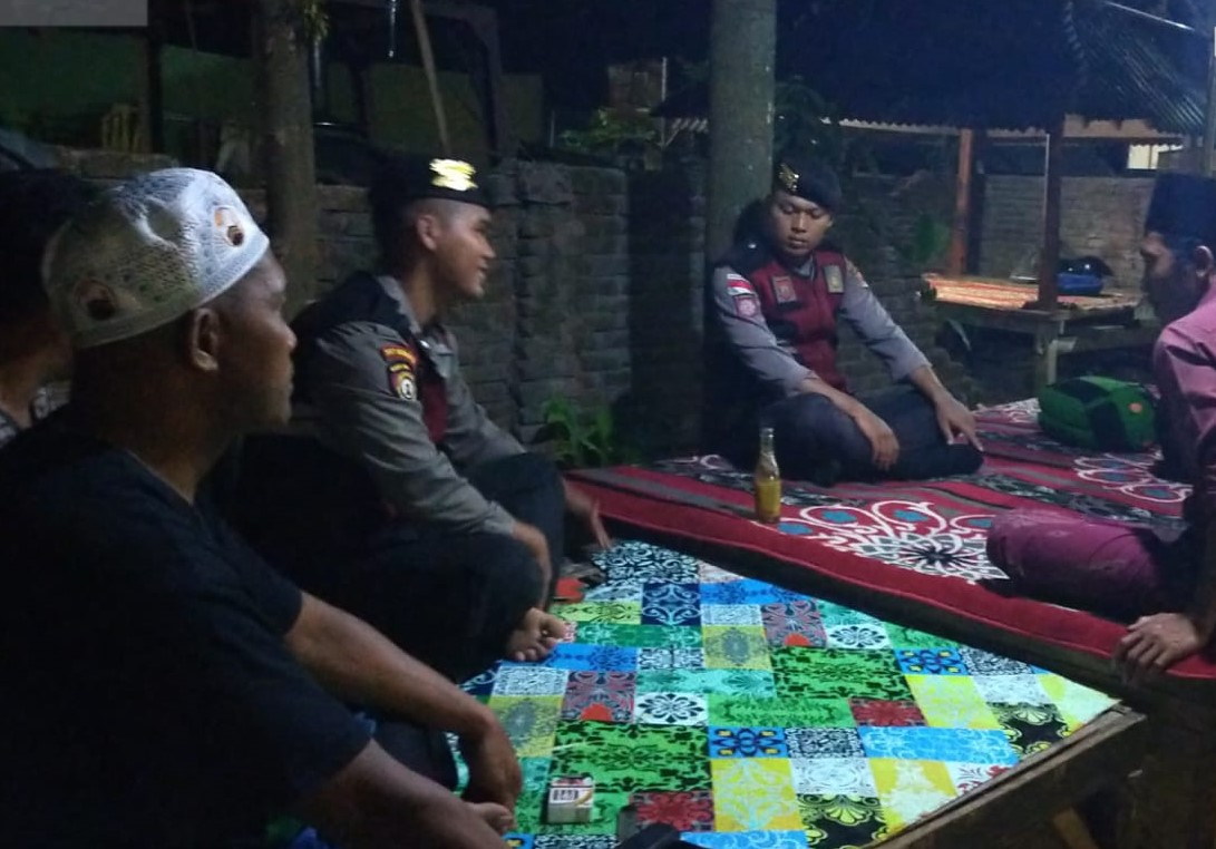 Polsek Sekotong Lakukan Patroli Dialogis untuk Cipta Kondisi Pasca Pemilihan Kepala Desa Serentak