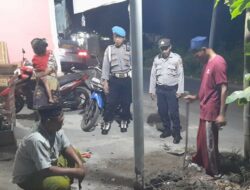 Polsek Labuapi Gencar Melakukan Patroli Rutin untuk Mencegah Penyalahgunaan Narkoba di Desa Karang Bongkot, Lombok Barat, NTB