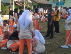 Bentuk Dukungan Dalam Dunia Pendidikan, Babinsa Kuripan Berikan Pembekalan Kedisiplinan Siswa SMKN 1 Kuripan