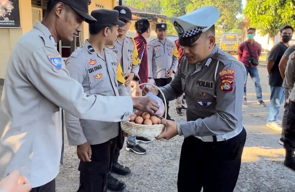 Kapolres Lombok Barat AKBP Bagus Nyoman Gede Junaedi Apresiasi Program Jumat Berkah