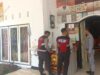 Patroli Polisi di Kantor KPU Lombok Barat