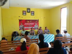 Polisi Dusun Dibahas dalam Jumat Curhat Polsek Sekotong