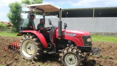 Langkah Awal Menuju Pertanian Berkelanjutan: Pembukaan Lahan oleh Danramil 1606-07/Gunungsari Diharapkan Dorong Kesejahteraan Masyarakat Petani