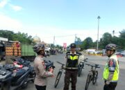 Polsek Kawasan Pelabuhan Lembar Gelar Patroli Bersepeda Antisipasi 3C dan Kemacetan