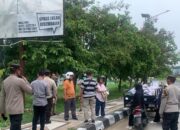 Polsek Gerung Kawal dan Amankan Kegiatan Panwascam dalam Penertiban Alat Peraga Kampanye