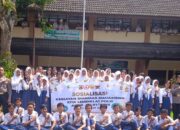 Sosialisasi Dianmas Mahasiswa STIK Lemdiklat Polri Angkatan 81 di SMPN 1 Gerung