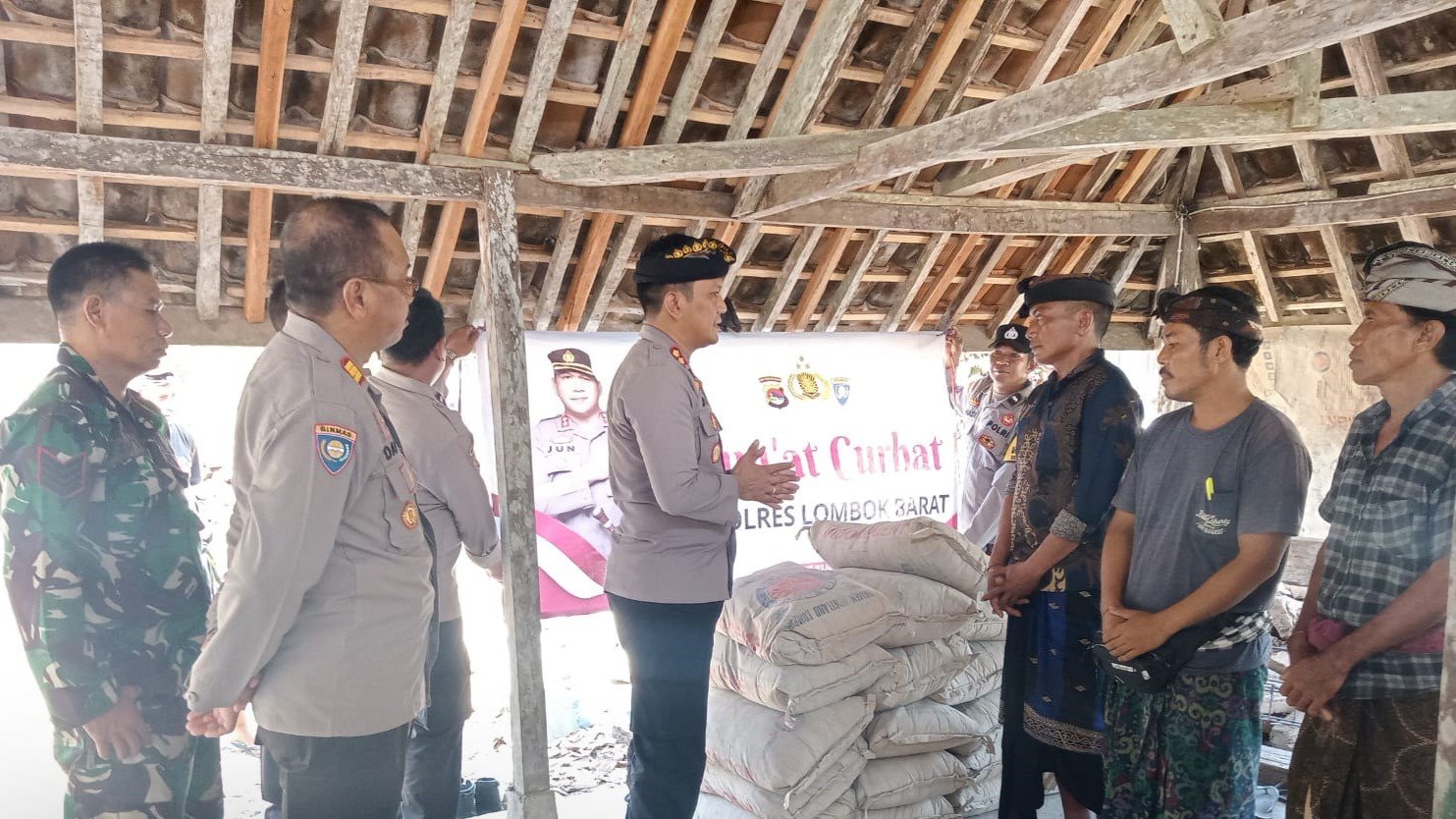 Kapolres Lombok Barat AKBP Bagus Nyoman Gede Junaedi Turun Langsung ke Masyarakat