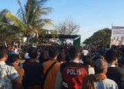 Ratusan Warga Lombok Barat Saksikan Duel Sengit Presean, Polsek Sekotong Kawal Ketat