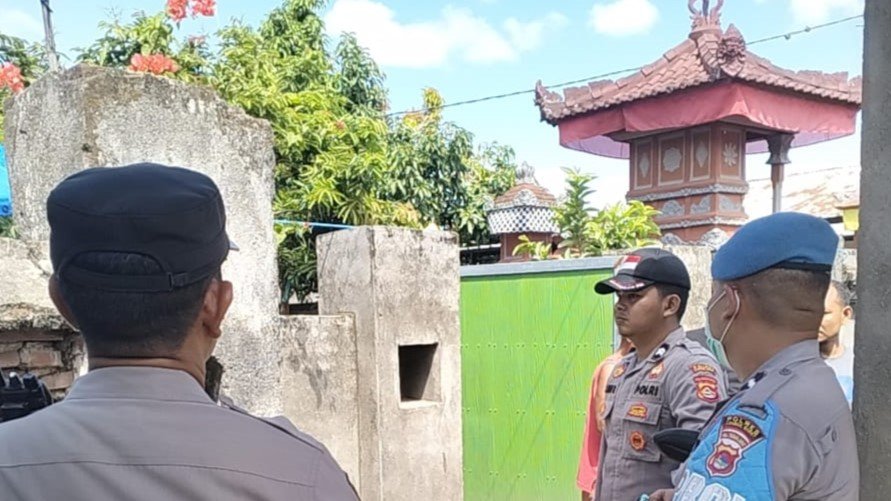 Polisi Respon Cepat Bubarkan Arena Sabung Ayam di Lombok Barat