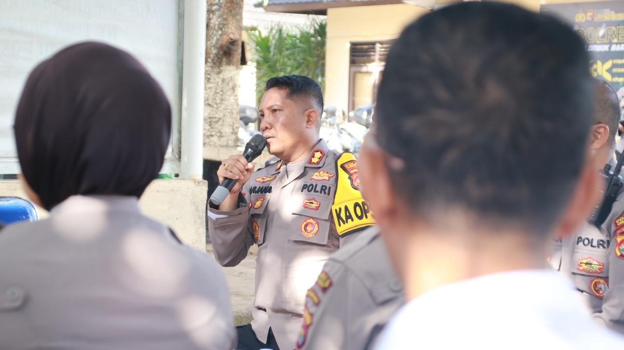 Kapolres Lombok Barat Perkuat Netralitas Polri Jelang Situasi Politik