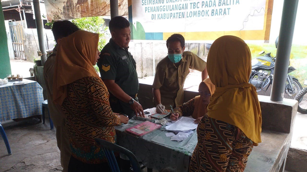 Polri dan Masyarakat Bersatu Lawan Polio di Kediri