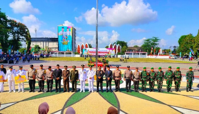 Babinsa Mataram Raih Penghargaan di Puncak HUT Kota Mataram ke-31