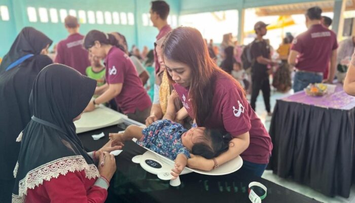 Aruna Senggigi Gencarkan Aksi Sosial: Periksa Status Gizi 120 Balita di Lombok Barat untuk Cegah Stunting