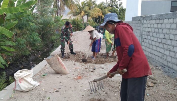 Sinergi Babinsa dan Warga: Dorong Kemajuan Pertanian Lewat Pembangunan Infrastruktur Desa