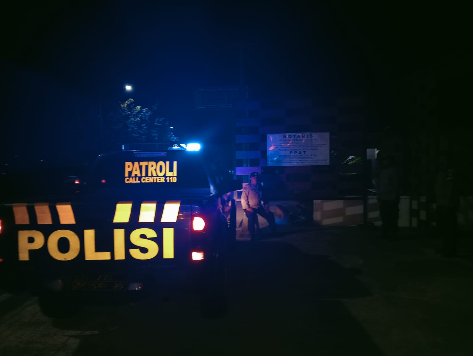 Masyarakat Apresiasi Patroli Rutin Polsek Gerung, Keamanan Terjaga!