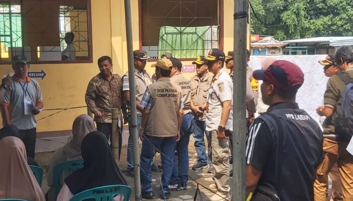 Fauzan Husniadi Tinjau TPS di Labuapi, Siapkan Pilkada Serentak Aman