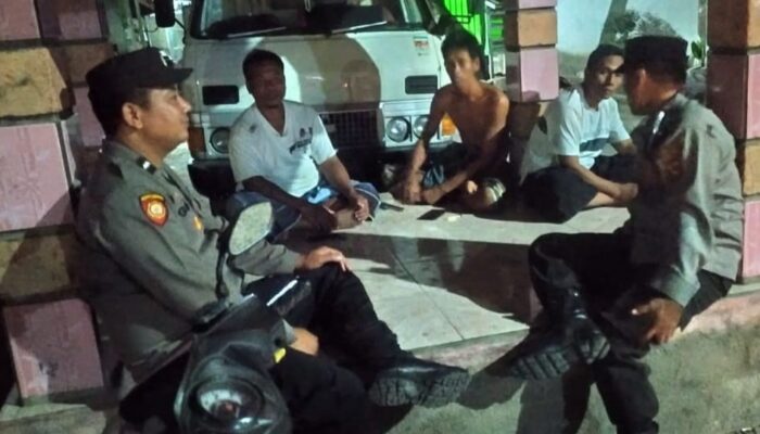 Menghindari Hoaks dan Provokasi: Patroli Polsek Kediri Menjaga Keamanan Pasca Pilkada