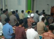 Hangatnya Kebersamaan! Kapolsek Kediri Tarawih Keliling di Mamunggu