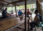Bhabinkamtibmas Batulayar Barat Ajak Warga Manfaatkan Lahan Pekarangan