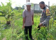 Bhabinkamtibmas Kuripan Ajak Warga Manfaatkan Pekarangan
