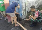 Warga Karang Ujung Pasang Portal, Babinsa Dukung Penuh Langkah Cegah Sampah Liar