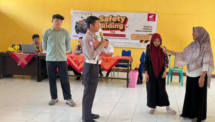 Satlantas Sosialisasikan Tertib Lalu Lintas ke Pelajar SMKN 2 Gerung