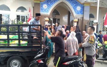 Antusias Warga Batulayar, 2 Ton Beras Subsidi Habis Terjual dalam Gerakan Pangan Murah