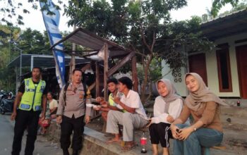 Bhabinkamtibmas Batulayar Barat Ajak Warga Manfaatkan Lahan Kosong