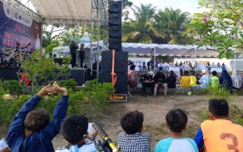 Ratusan Warga Ikuti Senam dan Fun Walk Car Free Day di Gerung, Lombok Barat