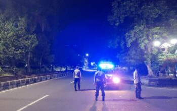 Cegah Kejahatan Jalanan, Polsek Gerung Gelar Patroli Malam di Lombok Barat